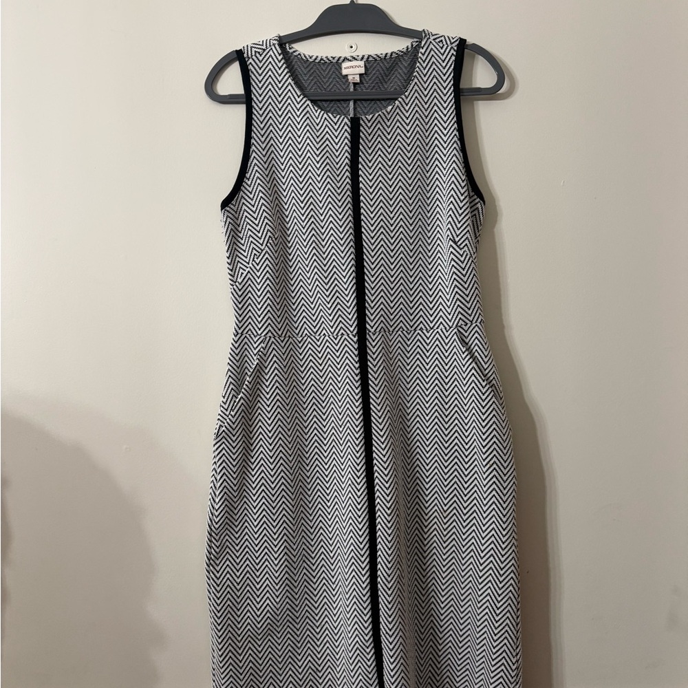 Merona Black and White Zigzag Midi Dress